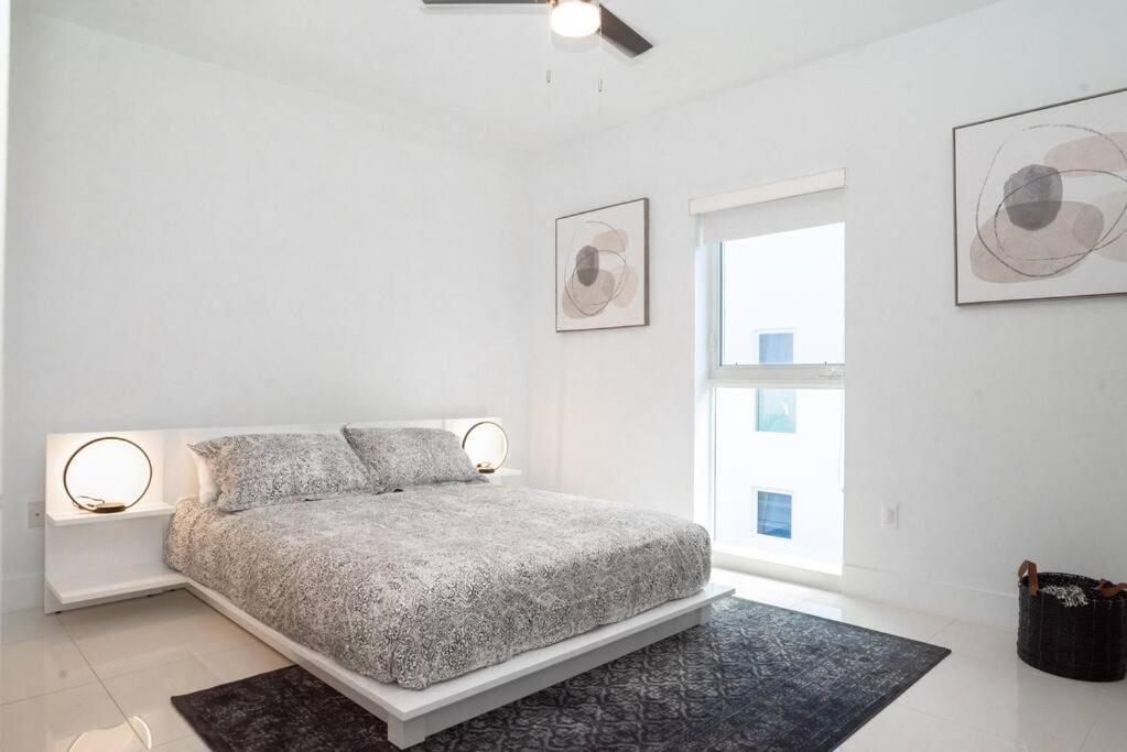 Across The Ocean Few Steps To Beach Contemporary Three Bedroom Townhouse 폼파노 비치 외부 사진
