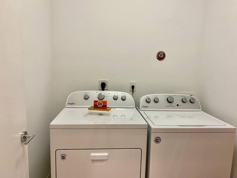 Across The Ocean Few Steps To Beach Contemporary Three Bedroom Townhouse 폼파노 비치 외부 사진