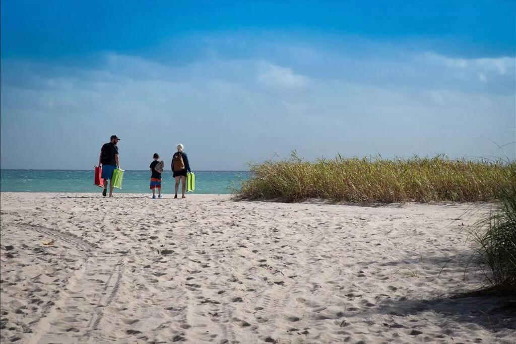 Across The Ocean Few Steps To Beach Contemporary Three Bedroom Townhouse 폼파노 비치 외부 사진